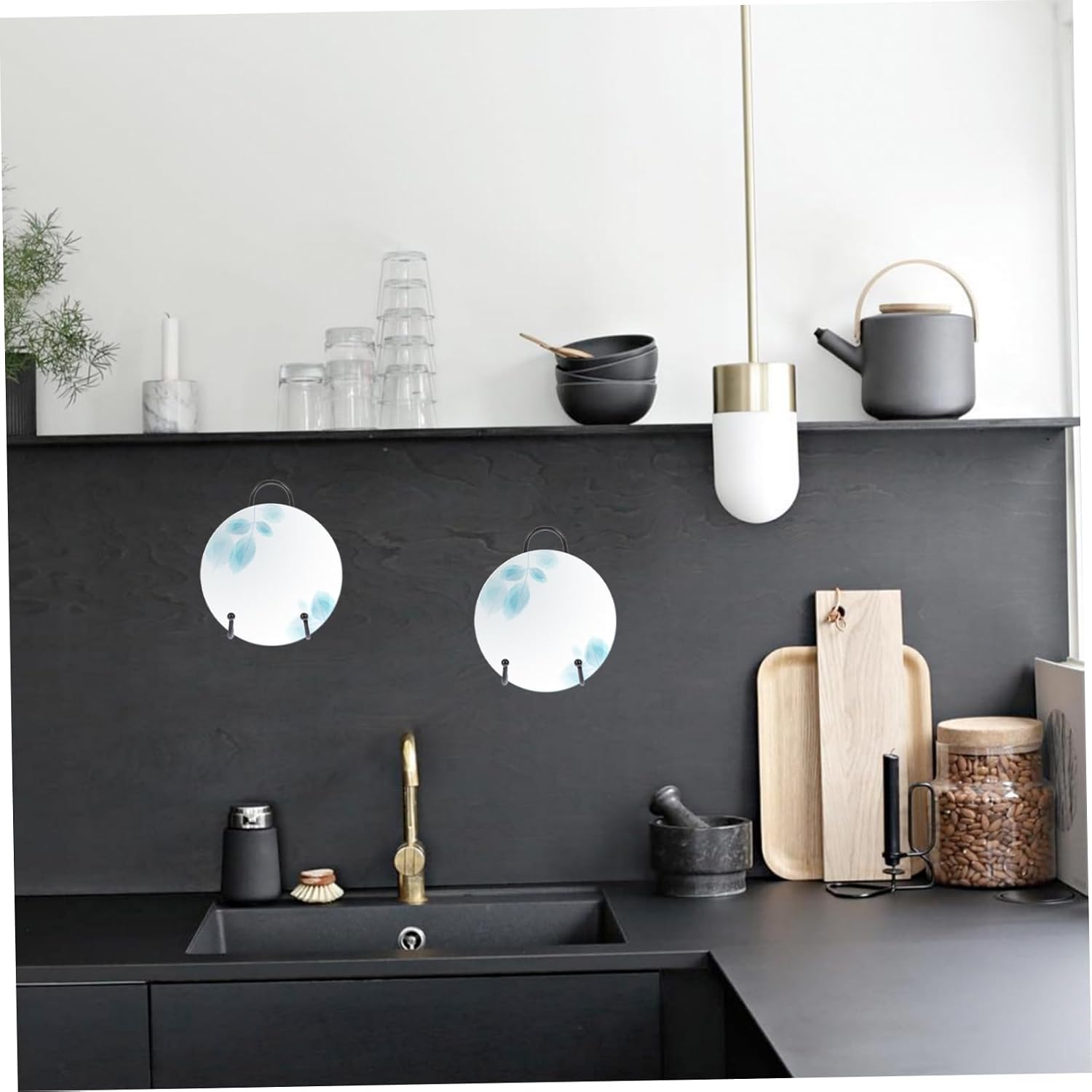 4pcs Ceramic Plate Display Stands Tiered Plate Rack for Display Household Dish Holder Kitchen Rack Sturdy Metal Frame Holder
