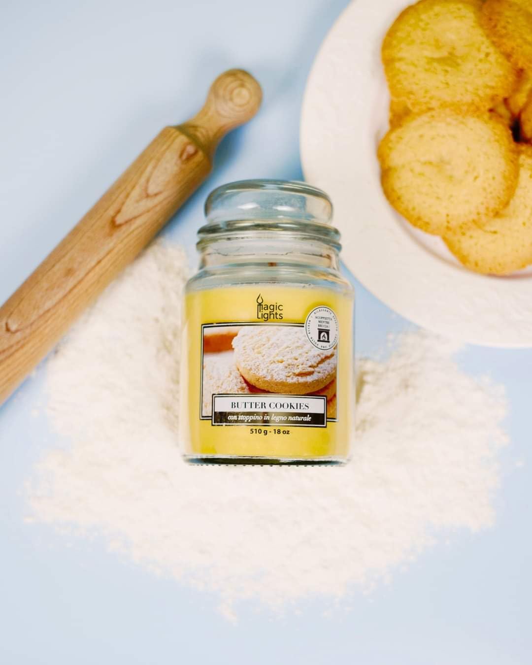 Świeca do słoika 510 gr waniliowy Butter Cockies z naturalnym drewnem, Made in Italy