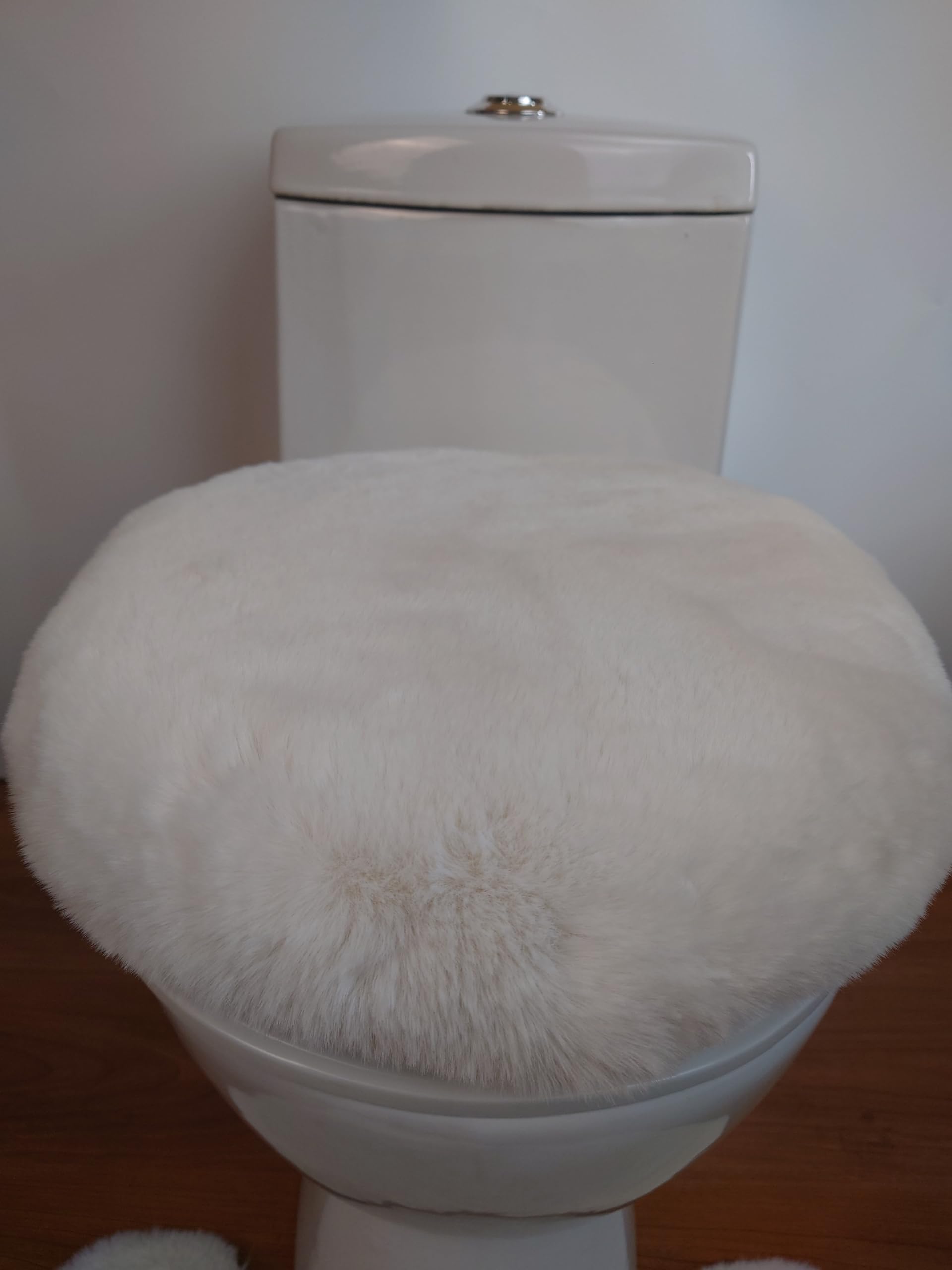 Universal Toilet seat Cushion Made of Rabbit Hair, Thickened and Warm, Soft and Skin Friendly Toilet seat Cover, Decorative pad (Beige)