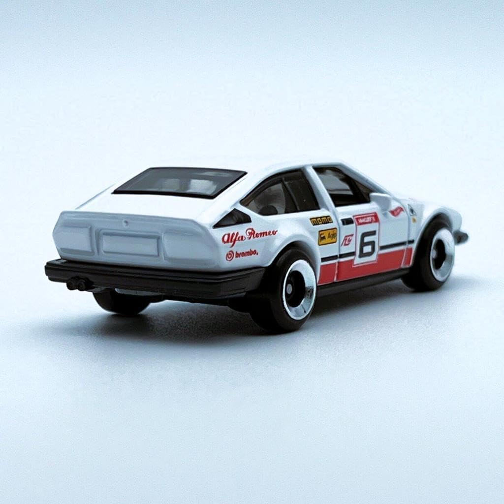 Hot Wheels - Alfa Romeo GTV6 3.0 - Retro Racers 10/10