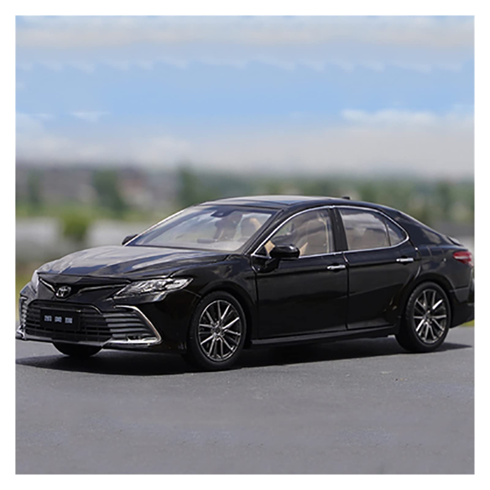 カムリ　1/18 ミニカー Amazon.co.jp: ミニカー スケールモデルカー 1/18 トヨタカムリ