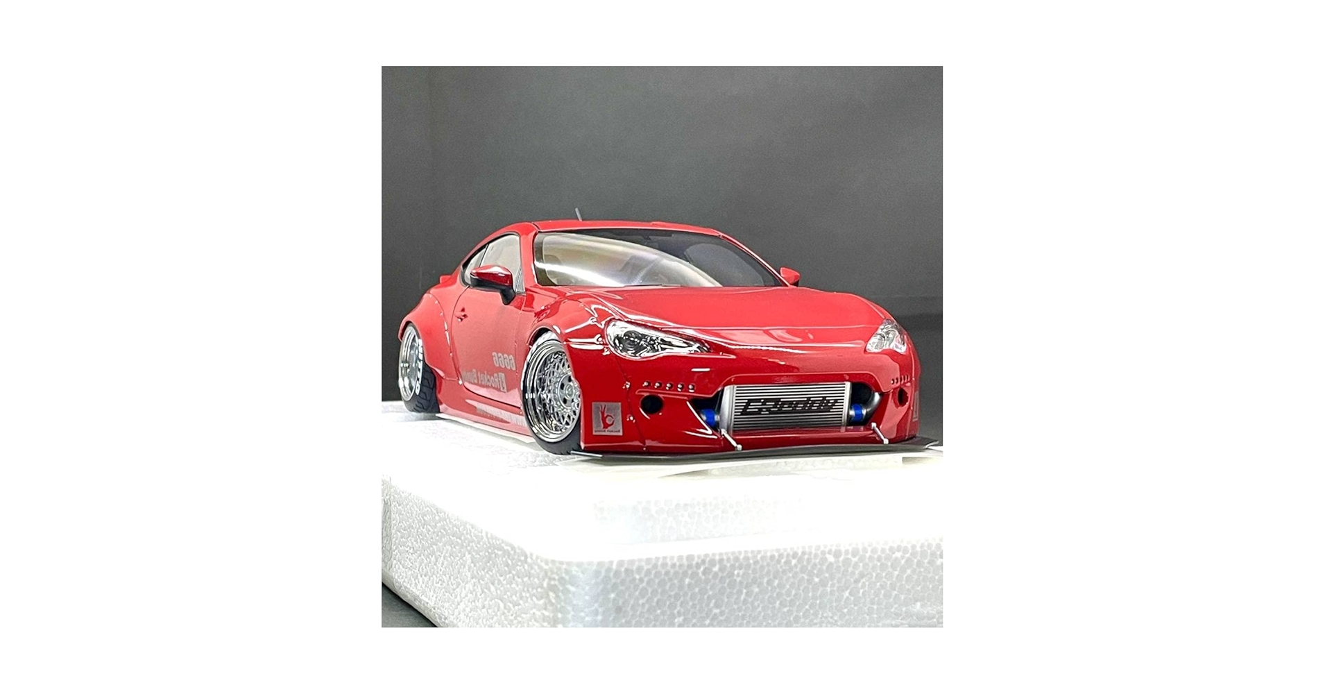 Amazon.co.jp: □オートアート□ロケットバニー トヨタ86□1/18