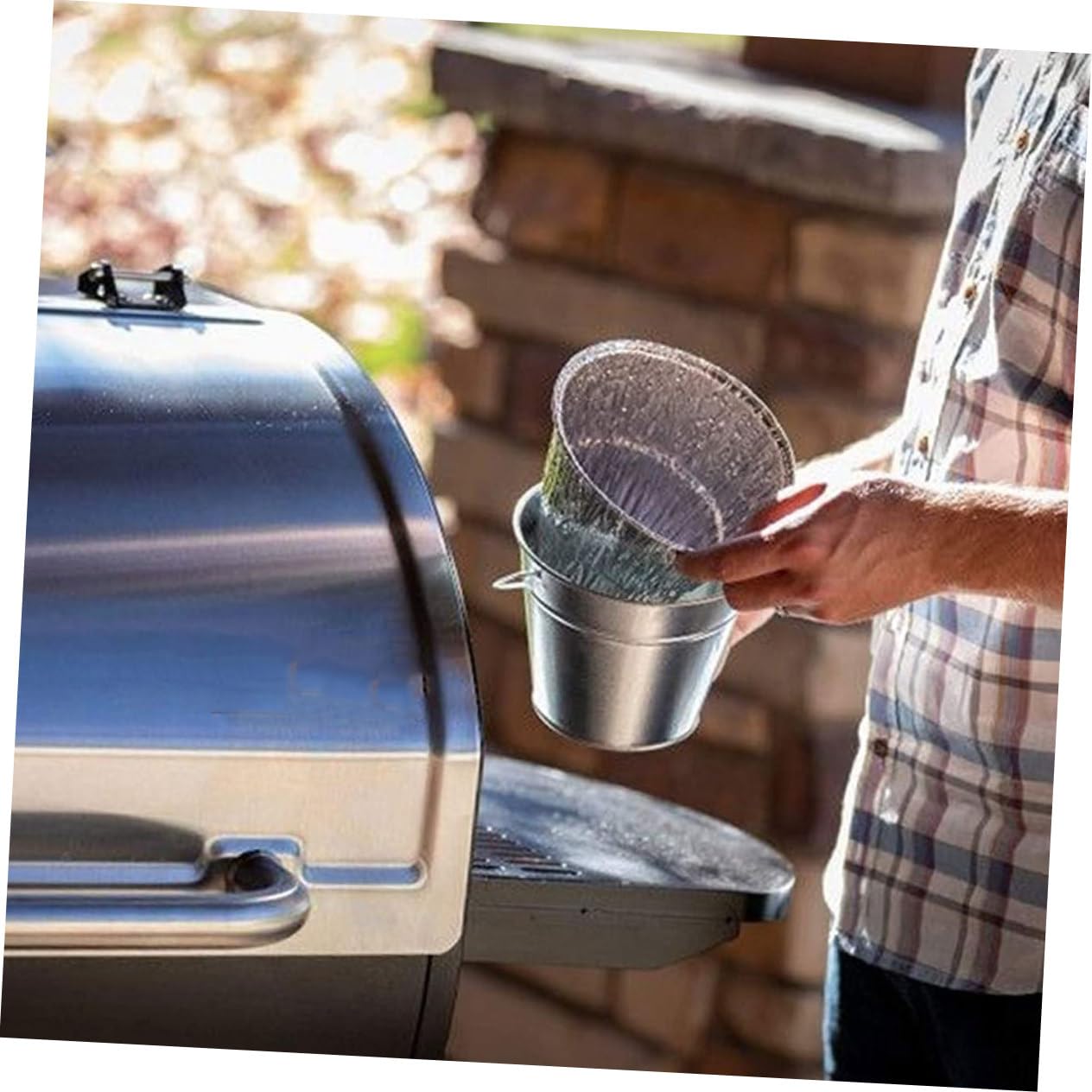 GANAZONO Secchio Raccolta Grasso BBQ in Ferro Argento con 10 Pezzi | Barbecue All’aperto e Festa in Casa, Facile da Sostituire, Pratico da Riporre e Portare