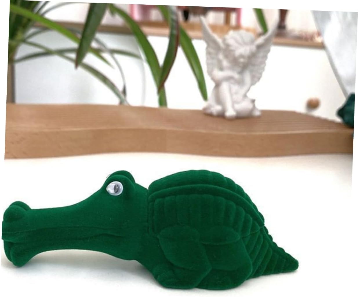 Cute Alligator Jewelry Box, Green Plastic Flocking Ring Organizer image 4
