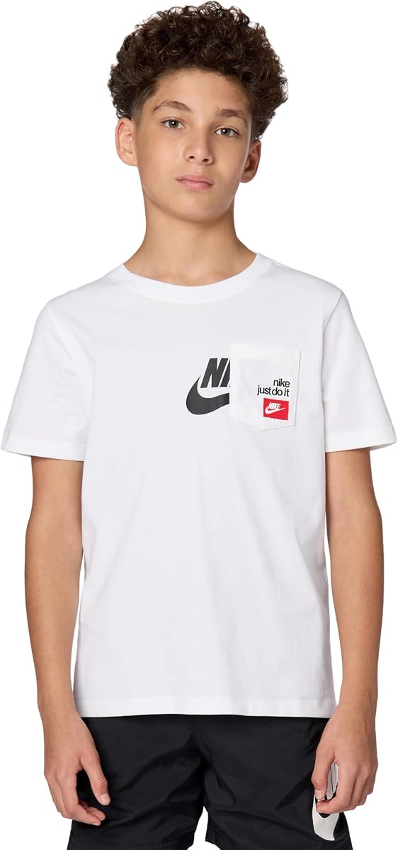 Nike Unisex Big Kids' Sportswear Club T-Shirt with Pocket - Boys and Girls