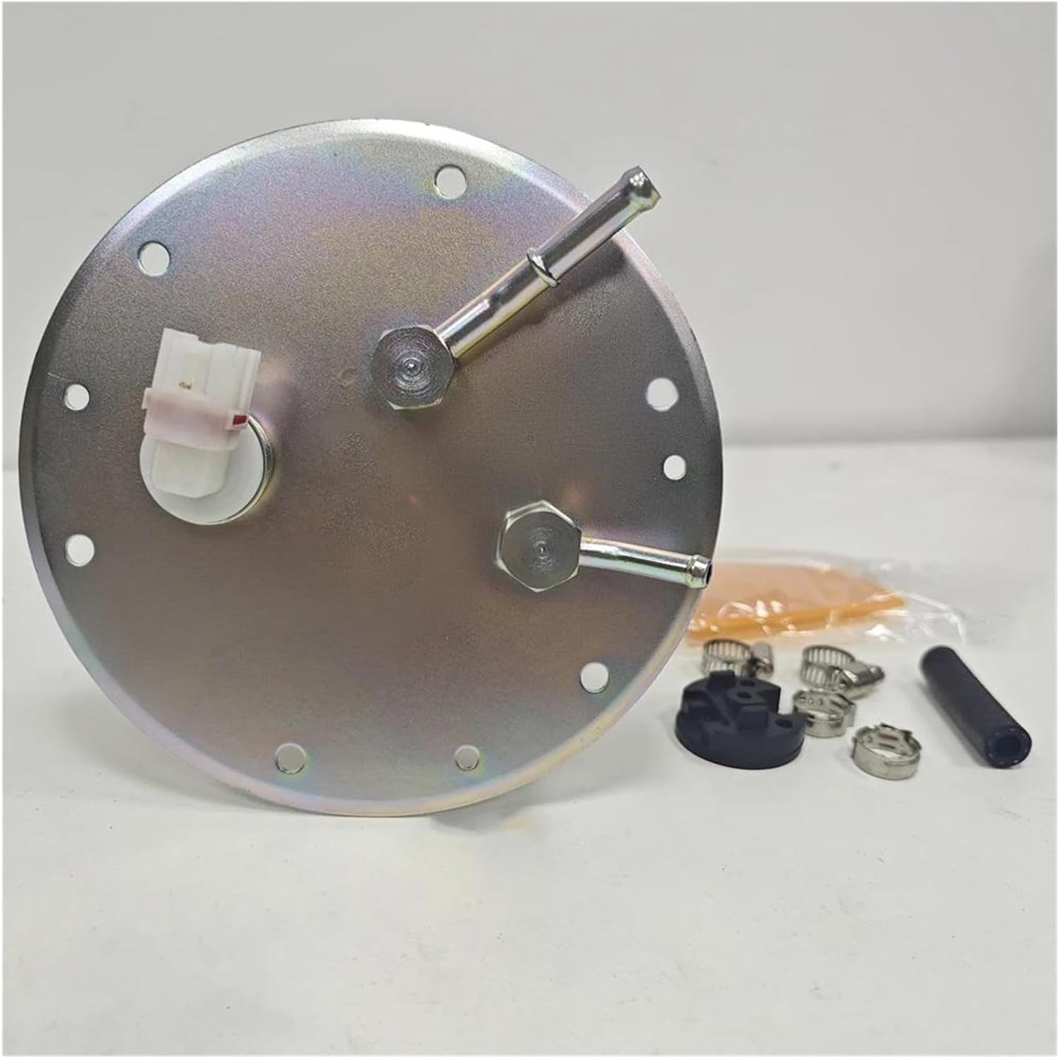 Fuel Pump Mounting Bracket 15100-65D70, Compatible For Chevrolet Tracker/Suzuki Grand Vitara OME 1510065D70 15100-65D12 15100-65D32 15100-65D22