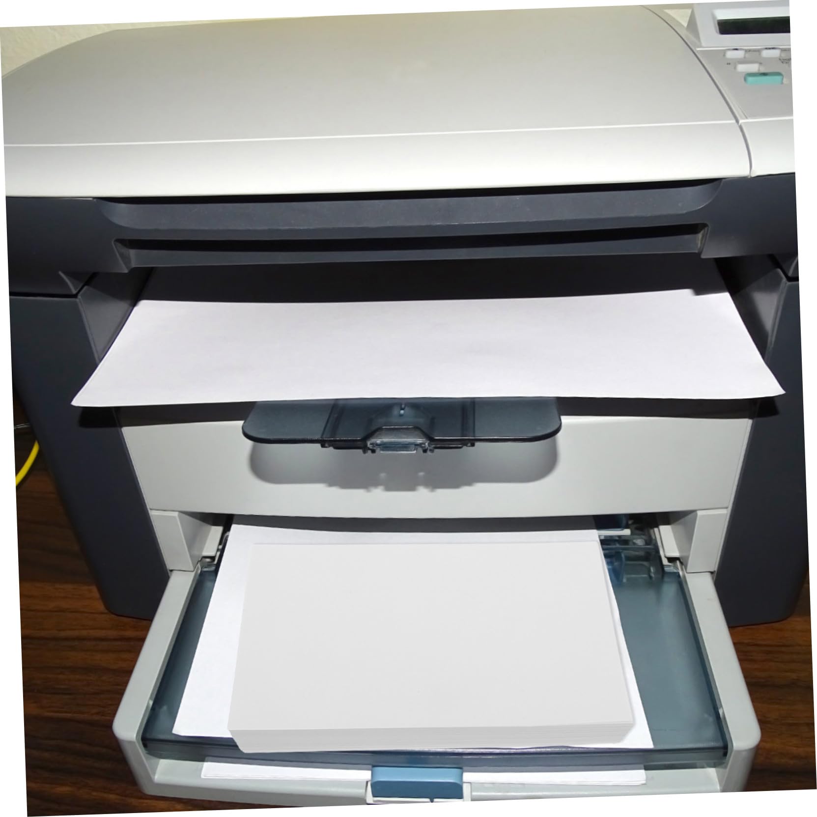 BESTonZON 500 Blatt Weißes Papier für Bastelarbeiten und Drucken Leeres Multifunktionspapier mit Druckqualität für Büro und Scrapbooking