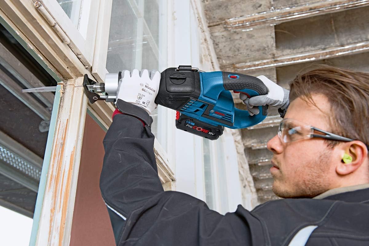 Bosch Professional 06016A8109 GSA 18V-32 Brushless 18V Sabre Saw GSA18V-32