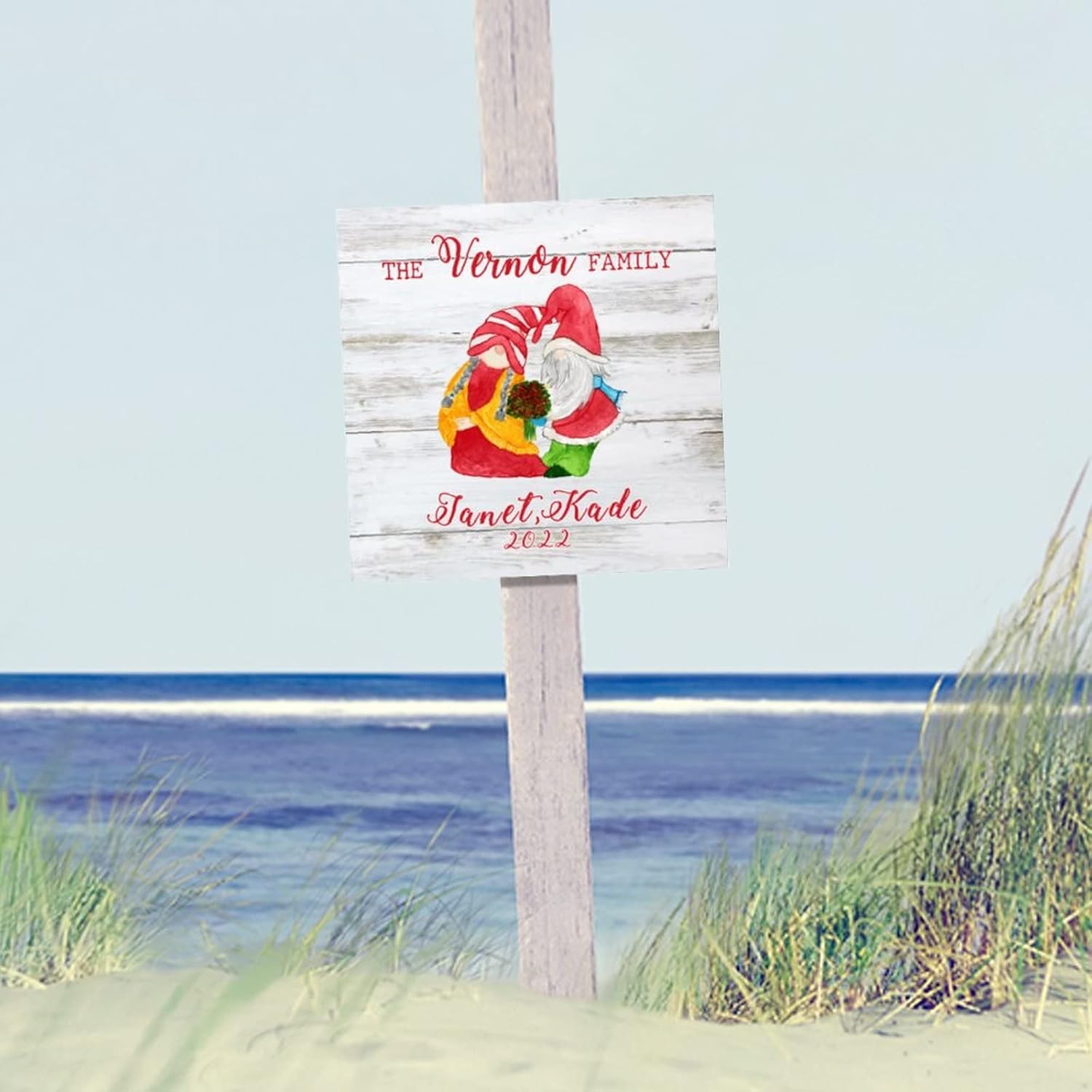 Christmas The Gnome Family Wood Signs Vintage Custom Your Family Member Name Wall Art Sign Christmas Is Coming Wall Decor Hanging Plaque Sign For Office Bedroom Living Room Home 16x16in