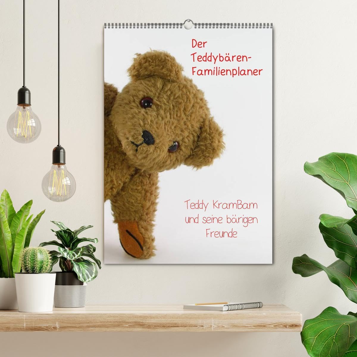 Der Teddybären-Familienplaner (Wandkalender 2026 DIN A2 hoch), CALVENDO Monatskalender: Teddy KramBam und seine bärigen Freunde (CALVENDO Spass)