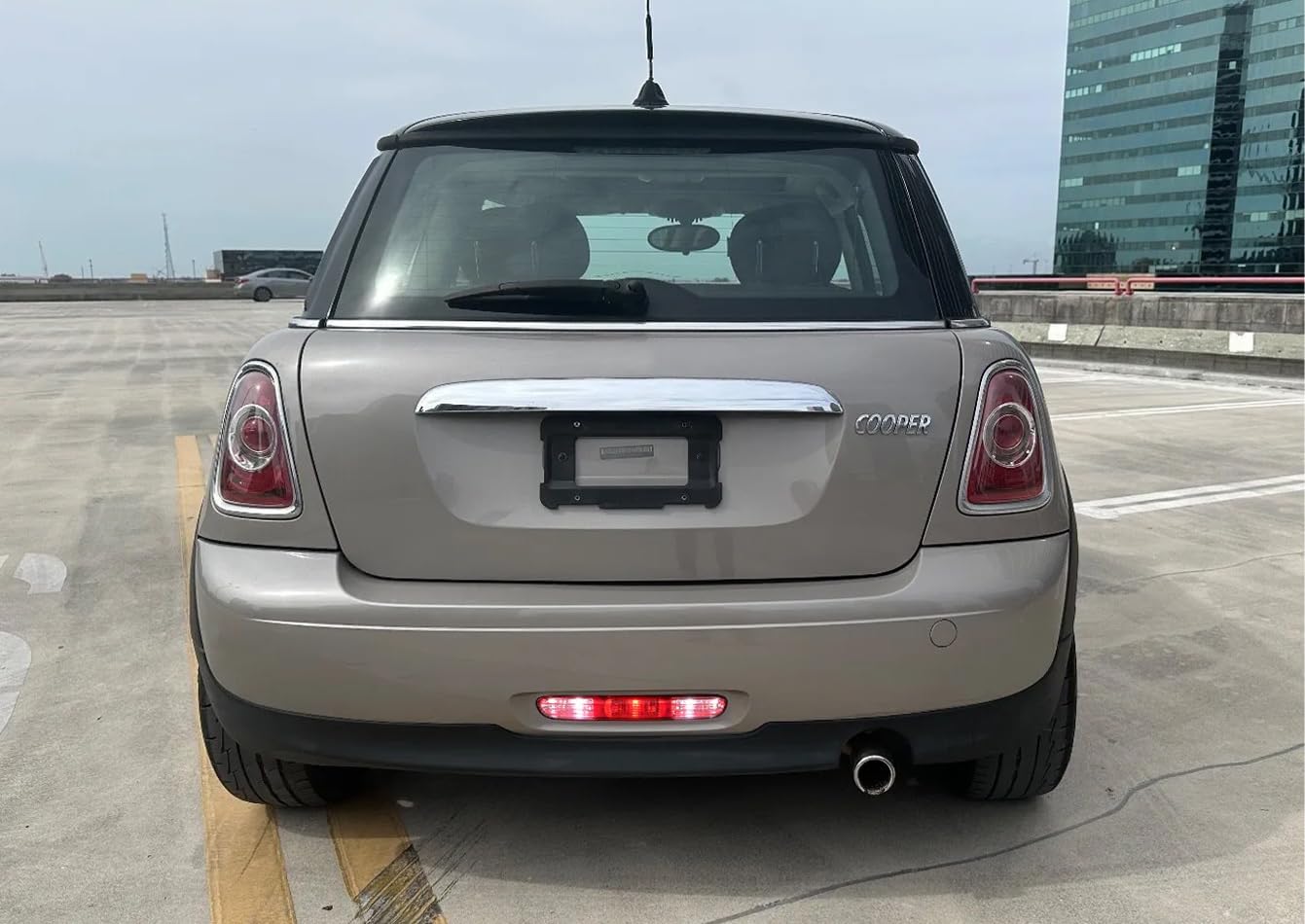 iJDMTOY OEM-Spec Red/Clear Lenses Full LED Rear Fog Light Kit (Rear Fog, Reverse Features) Compatible With MINI Cooper R56 R57 R58 R59 Non-S Models