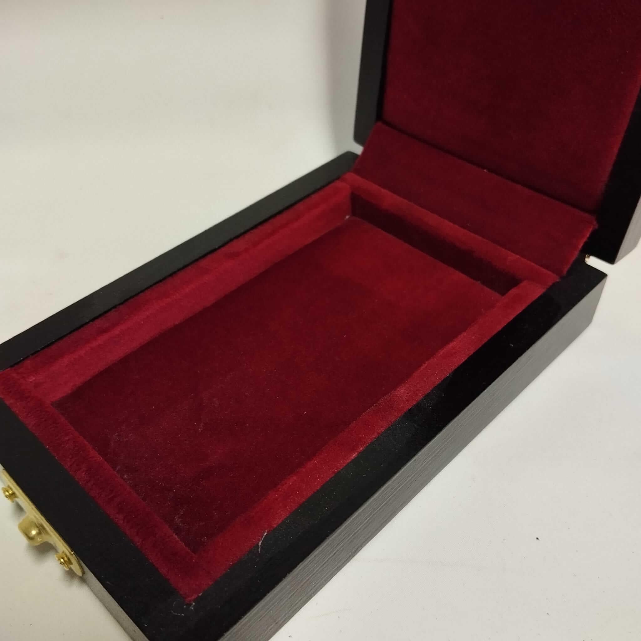 Vitrina Expositora para Slabs de Monedas Certificadas NGC PCGS con Interior de Terciopelo Italiano — Caja Artesanal de Madera para Coleccionistas