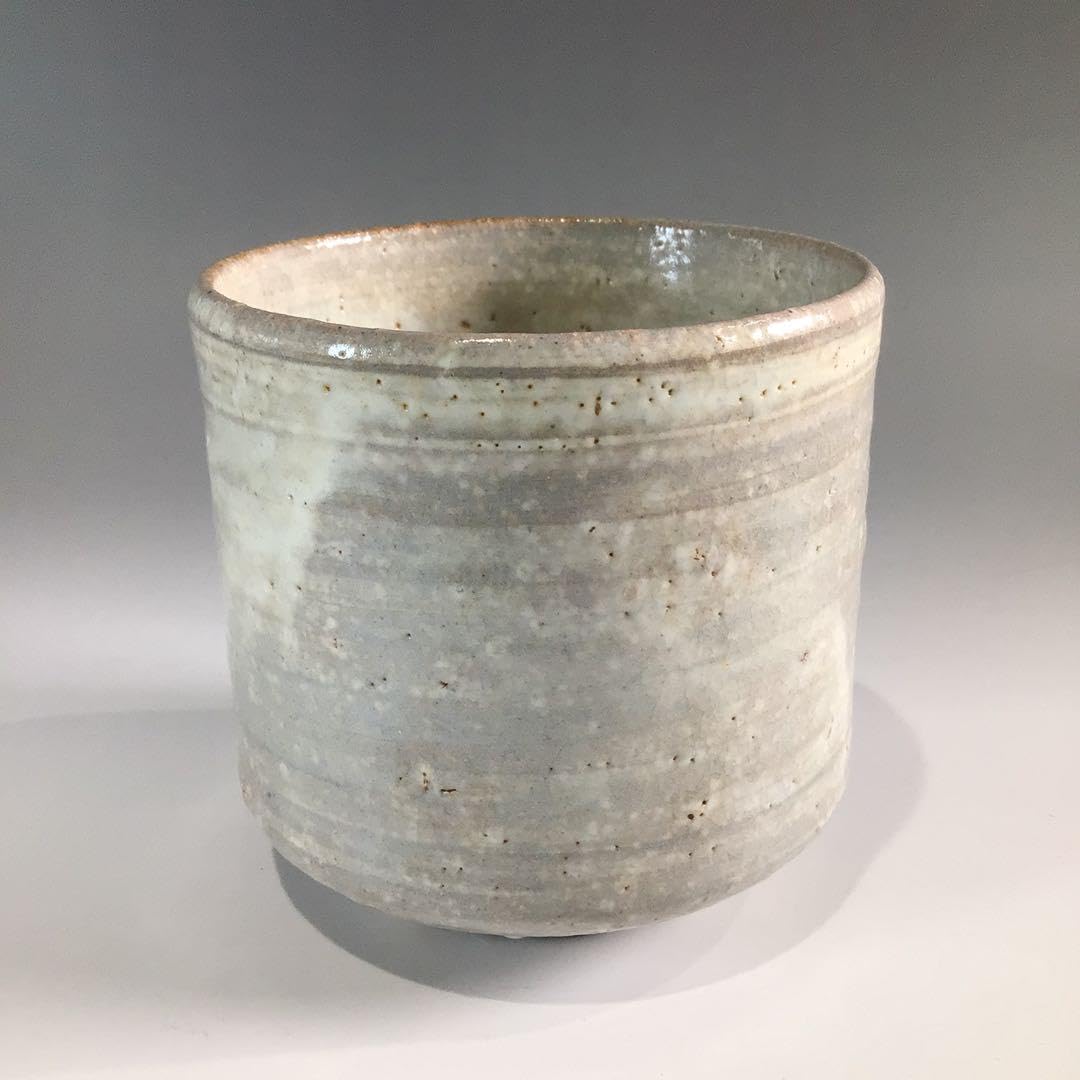 【共箱付】佐藤延寿作 小萩茶碗 古萩写 茶道具 美品 延寿窯 共箱付】佐藤延寿作 小萩茶碗 古萩写 茶道具 美品 延寿窯