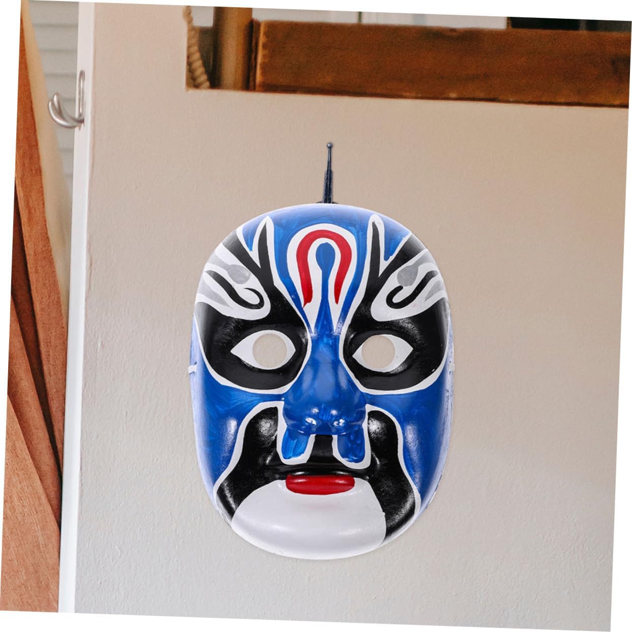 BESTYASH 2pcs Chinese Opera Mask Wall Decor Hanging Decor Mask Prop for Halloween Party