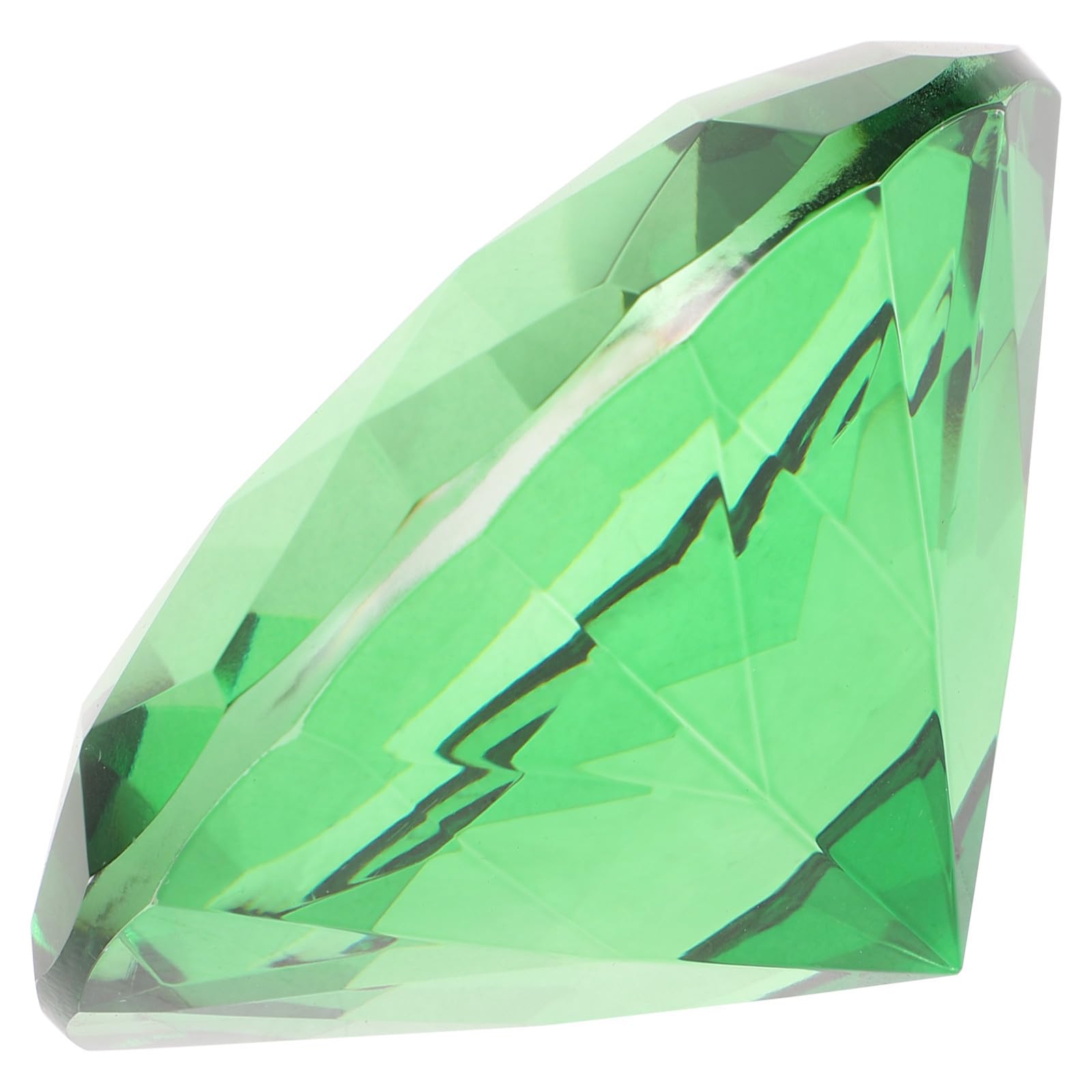 Diamantes artificiales verdes para decorar una mesa de boda romántica y elegante
