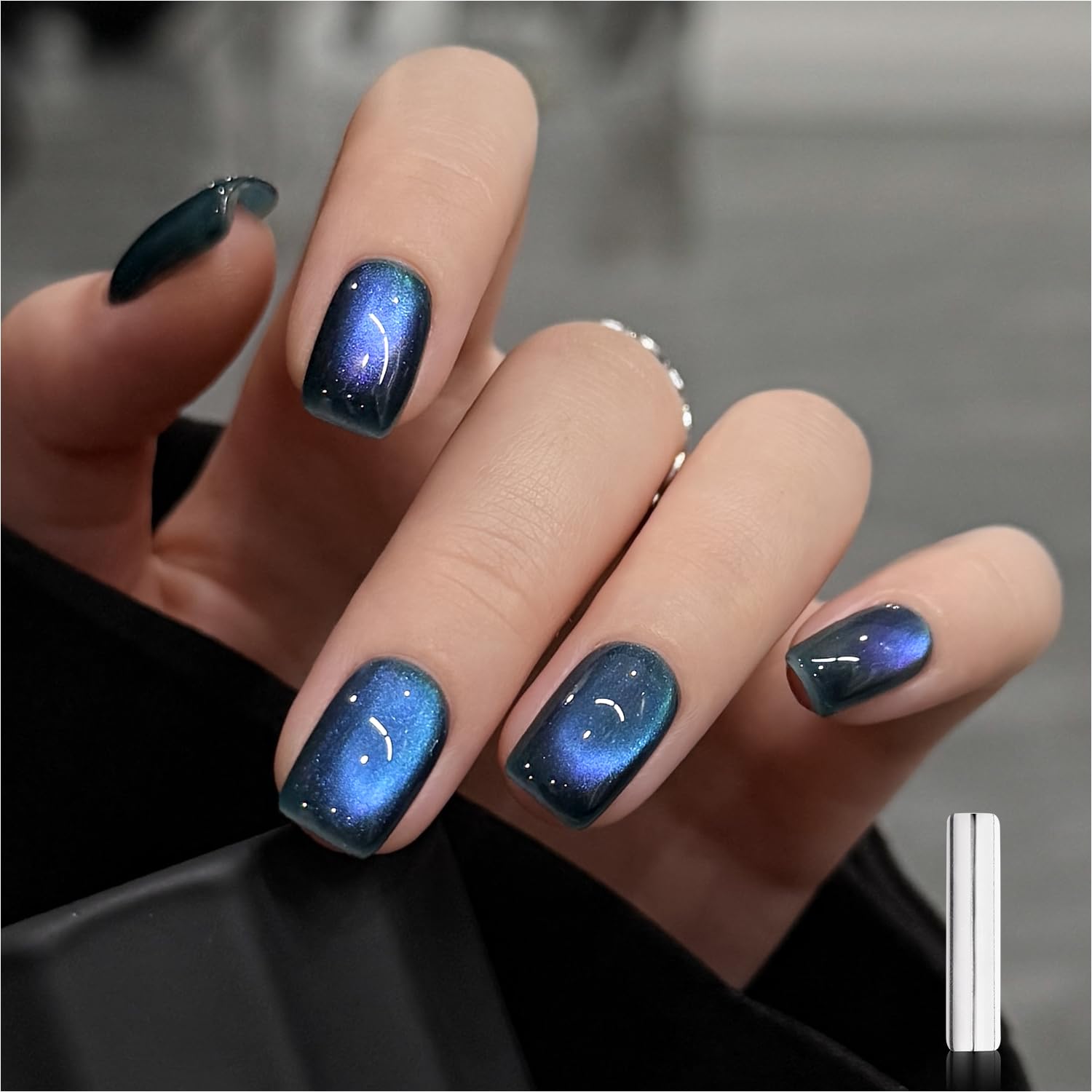 GAOY Blue Cat Eye Gel Nail Polish, 16ml Jelly Glitter Holographic Nail Polish with Magnet, Reflective Translucent UV Gel, 3269 Aurora Borealis