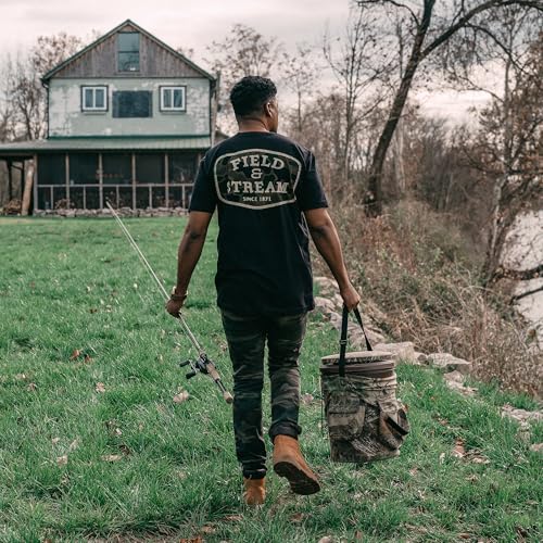 Field & Stream Camo Badge Tee Shirt Black4