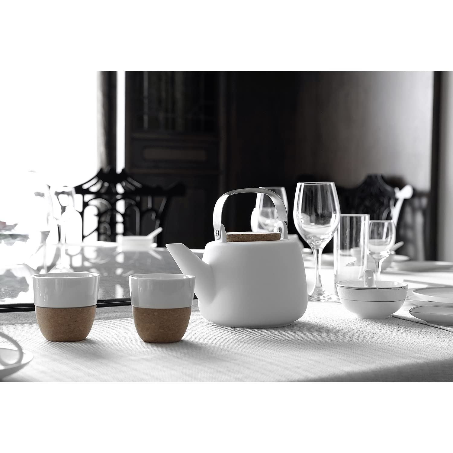 Théière en porcelaine avec poignée, infuseur en acier inoxydable, bec anti-gouttes, thé en vrac, thé à feuilles 1.2 L, noir blanc