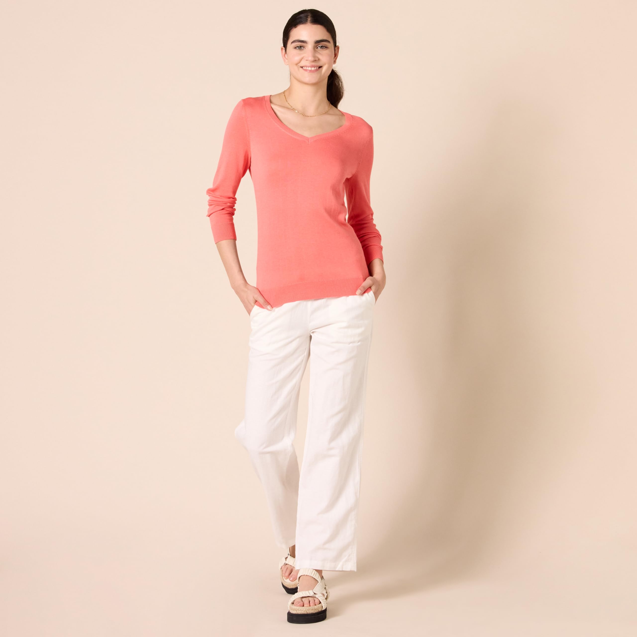 Amazon Essentials Maglione con Scollo A v A Maniche Lunghe Leggera con vestibilità Classica (Taglie Forti Disponibili) Donna