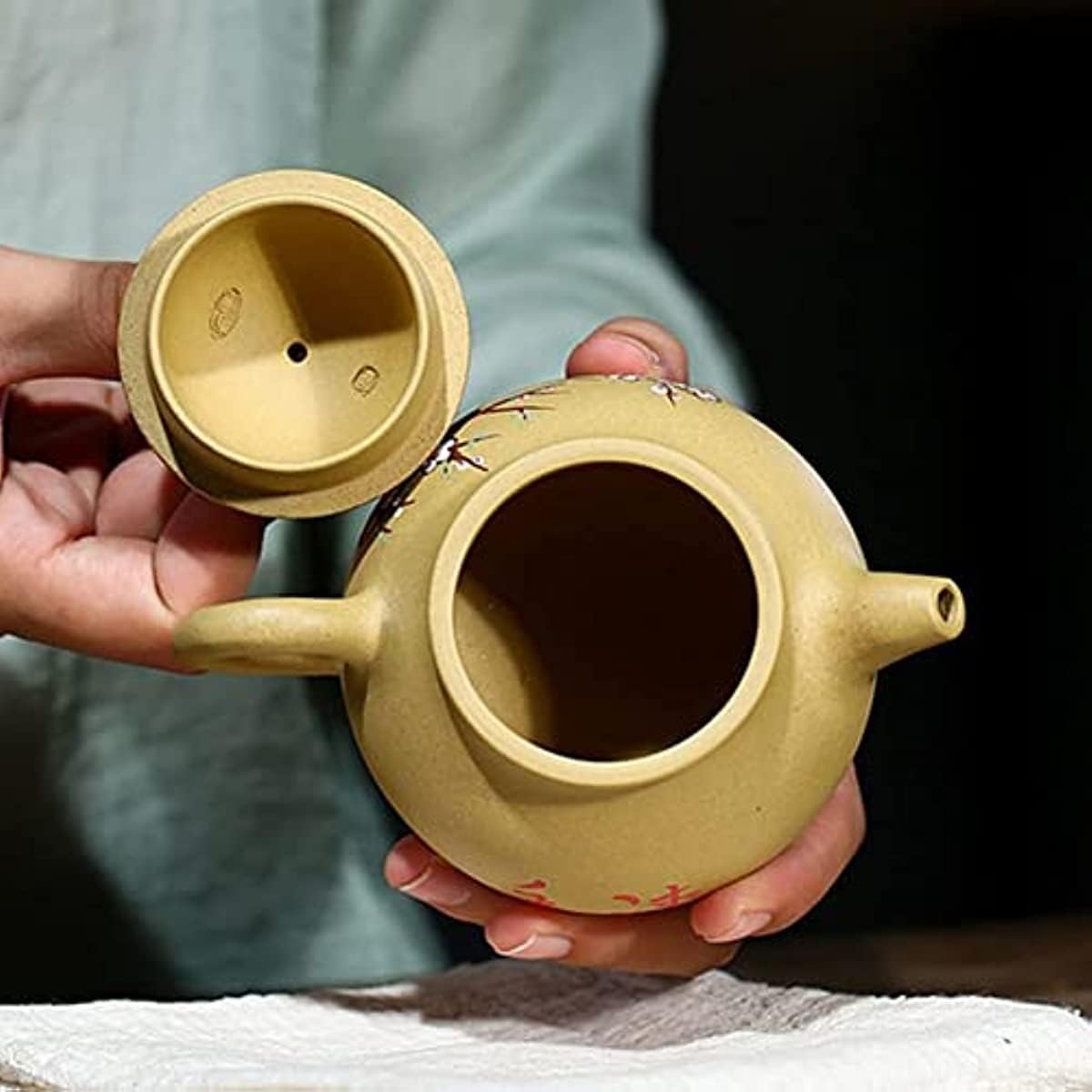 Service à thé Chinois 200 ML, théière Violette, théière en Terre Cuite avec Filtre intégré, idéale pour la Maison et Le Bureau.