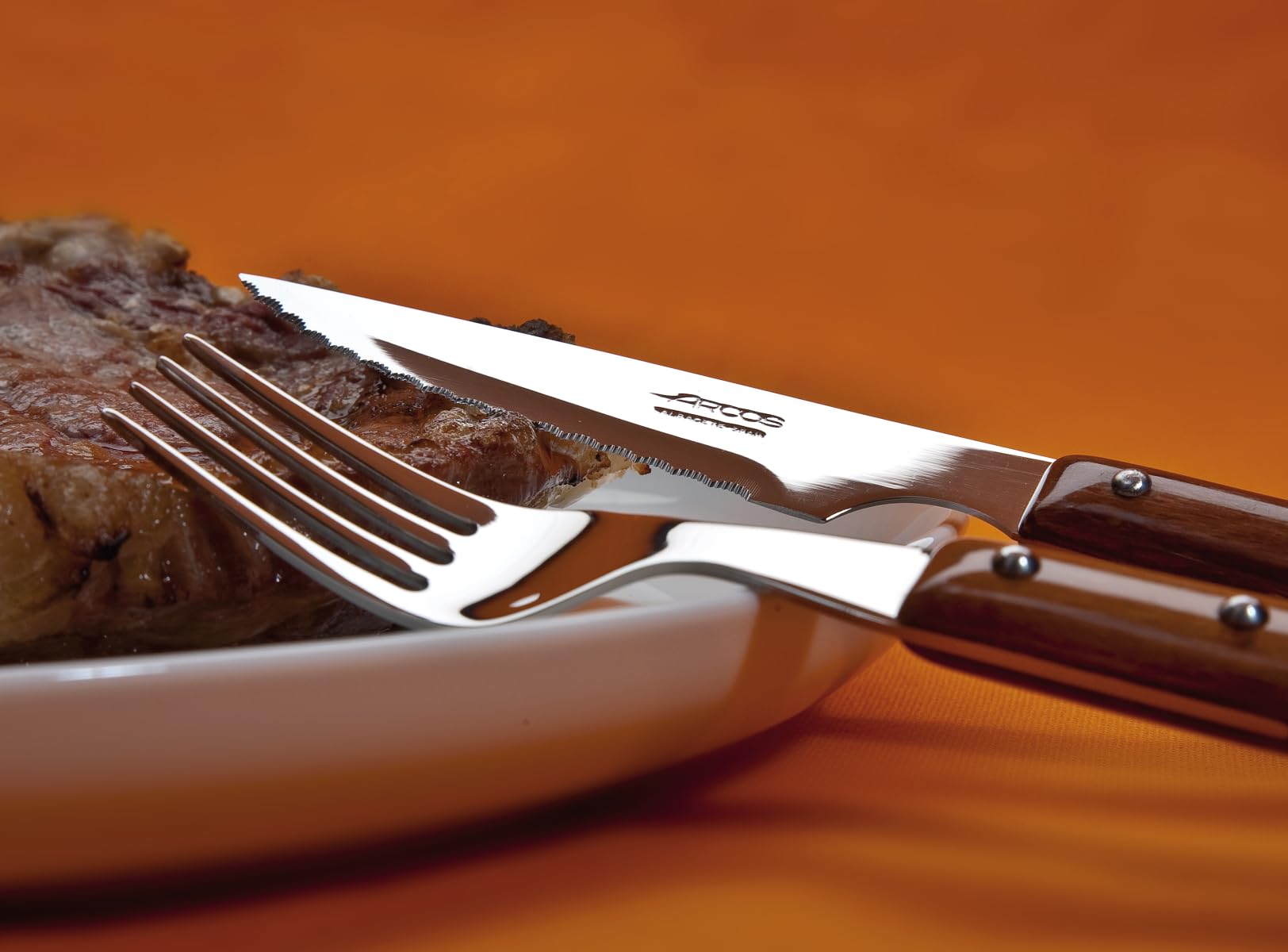 Arcos Set di Posate per Tavola in Acciaio Inossidabile – 6 Coltelli da Bistecca e 6 Forchette con Manico in Legno di Faggio – Marrone, Serie Mesa