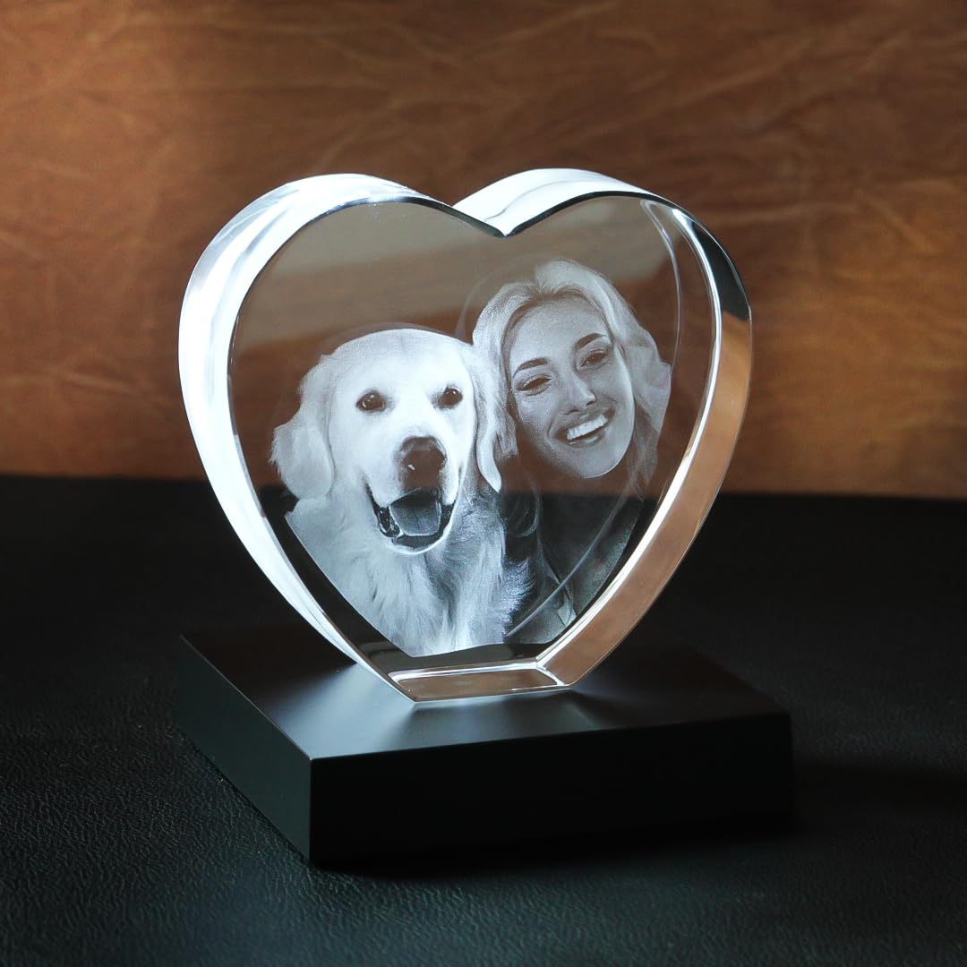 contento – 3D Glasherz – personalisiertes Glasfoto mit 3D Lasergravur im Kristallglas – Geschenkidee für Weihnachten, Valentinstag, Jahrestag, Geburtstag Größe: S 110x100x35 inkl. Leuchtsockel