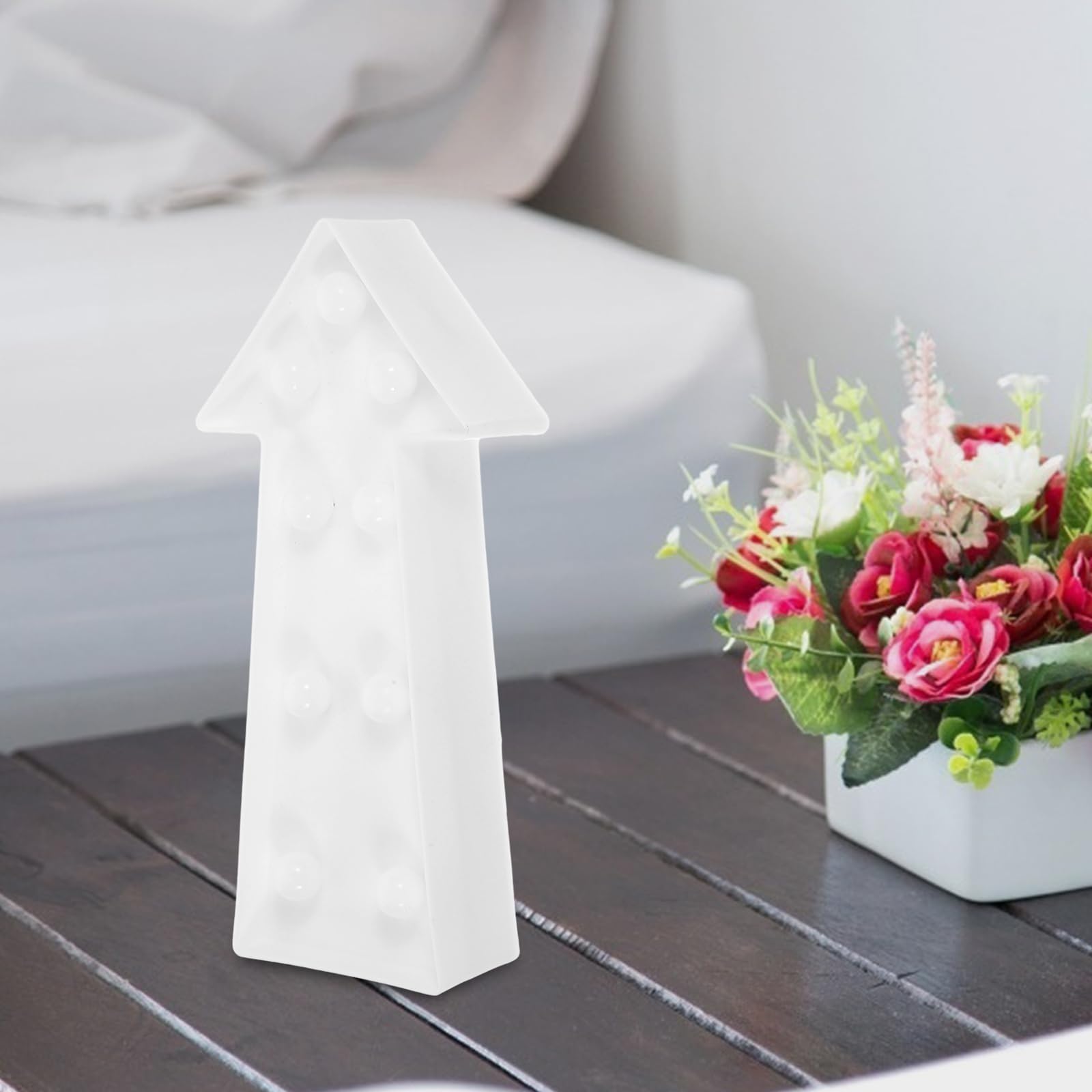 Uonlytech Segnale di freccia 3D in plastica a forma di freccia illuminato, per decorazione da parete (bianco)