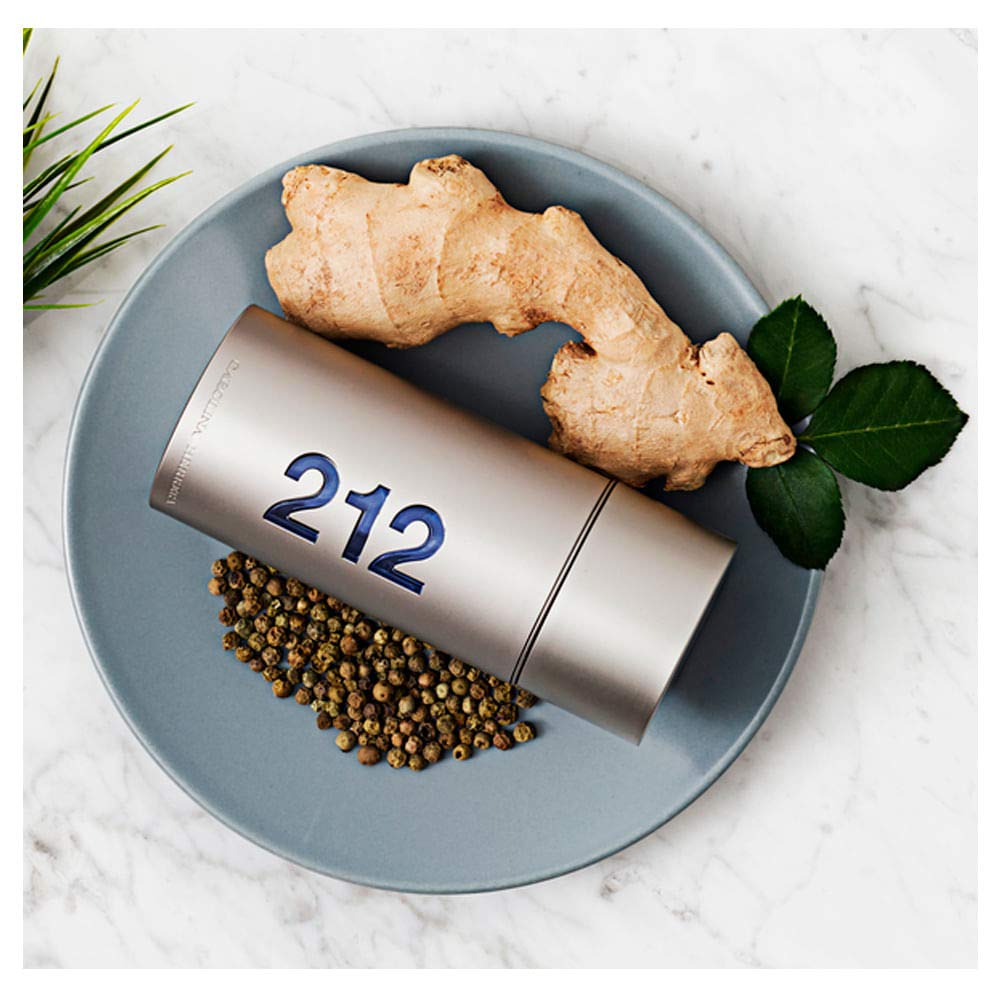 Amazon | 212 by Carolina Herrera EDT SPRAY 3.4 OZ キャロライナ