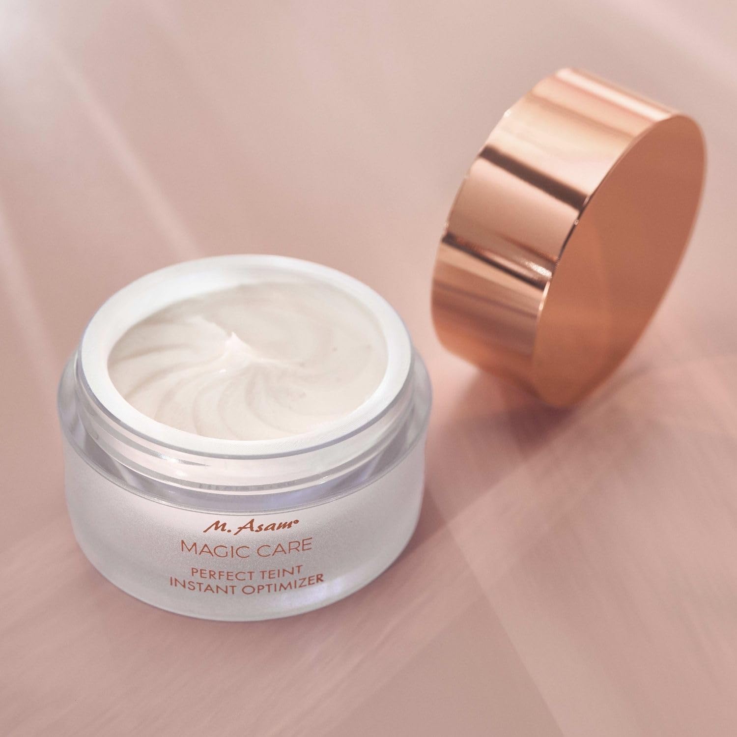 M. Asam MAGIC CARE Perfect Teint (30 ml) – Make-up trasparente, fa scomparire immediatamente le rughe, effetto soft-focus a lunga durata, affina visibilmente i pori, effetto opacizzante.