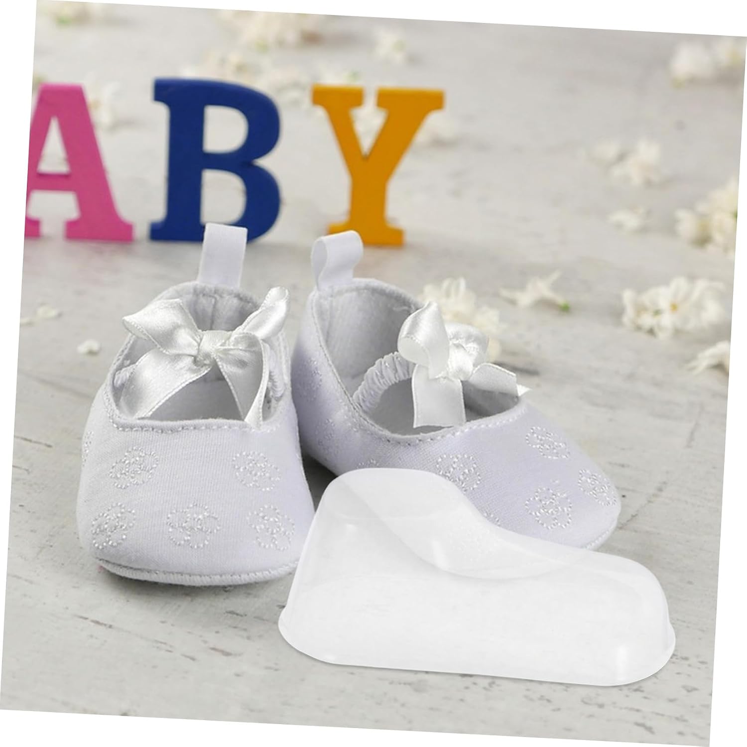 CHILDWEET 100pcs Socks Display Stand Boy Girl Shoe Shaper for Store Clear Plastic Booties Feet Model for Showcasing Boy Girl Shoes Socks Retail Environments