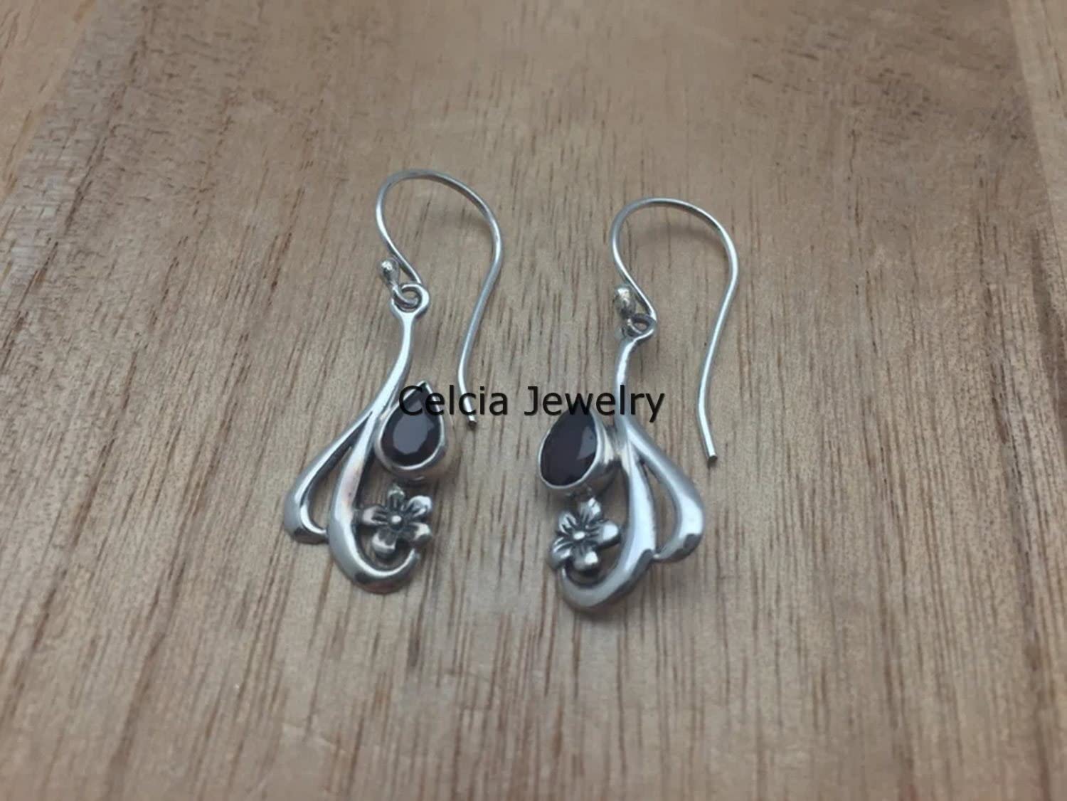 Pendientes colgantes de lágrima con flor de plata de ley 925 pura para mujer, pera, granate, piedra preciosa genuina, hechos a mano únicos, regalos de piedra natal de enero