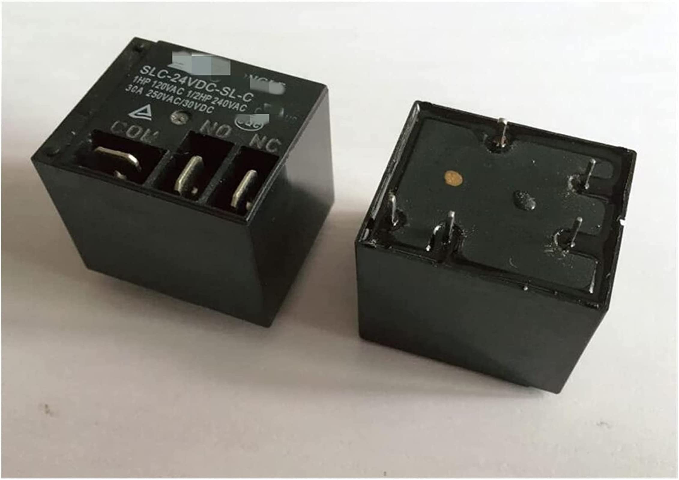 Relé T91 SLC-24VDC-SL-C de potencia con 5 pines y capacidad de 30A pack de 5 unidades