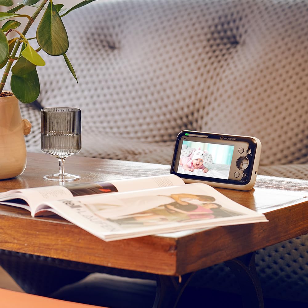 Motorola Nursery Moniteur vidéo pour bébé PIP1500 Connect 5,0" avec Wi-FI, Vision Nocturne Infrarouge, Communication bidirectionnelle et Surveillance de la température - Connexion Full HD 1080p