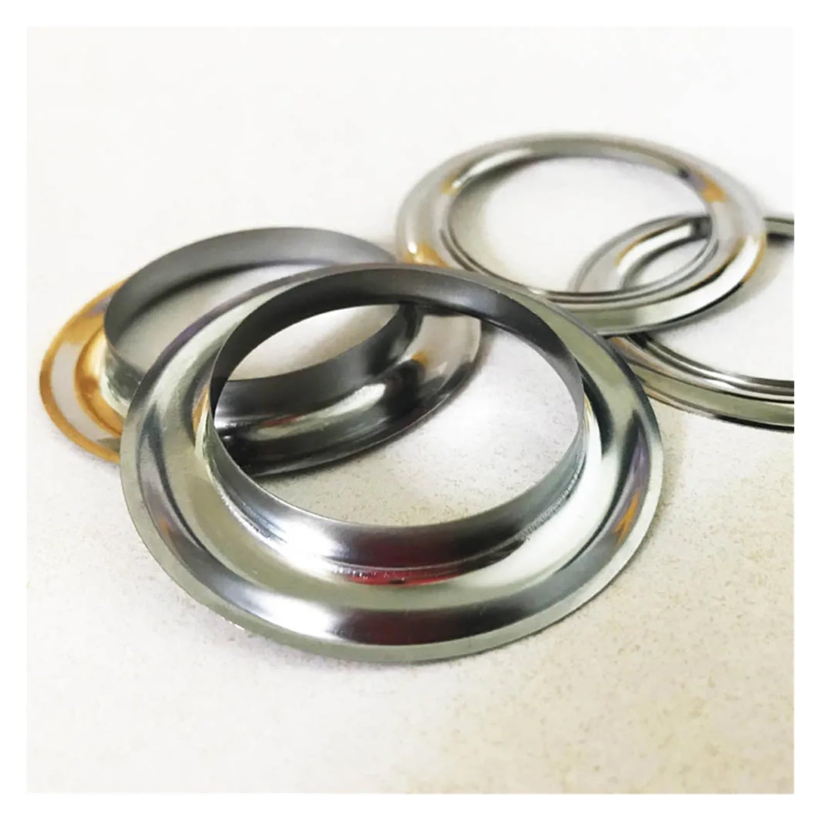 Occhielli per tende Anello in metallo inossidabile for tende Accessori for occhielli for in fai-da-te di tenuta Ornamento superiore Installare mediante timbratrice(YELLOW,50 pair)