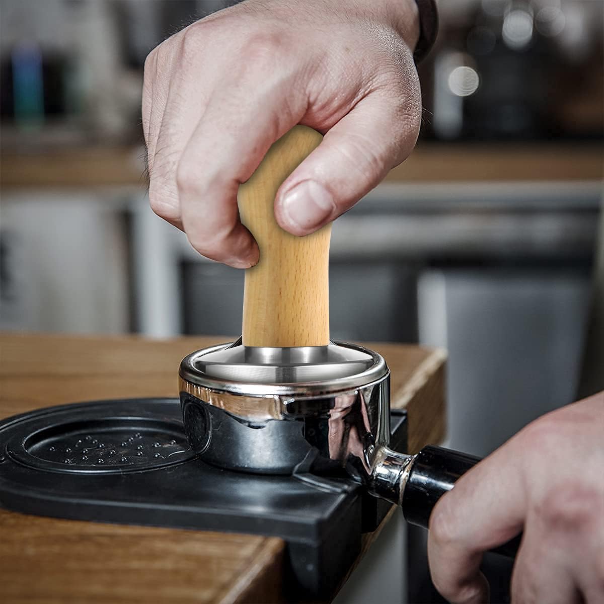 Supvox® 51mm Espresso Tamper Heavy Duty Metal Base Barista Coffee Tamper Elegant Solid Wooden Handle Espresso Tamper Espresso Tamper Coffee Press Tool 4
