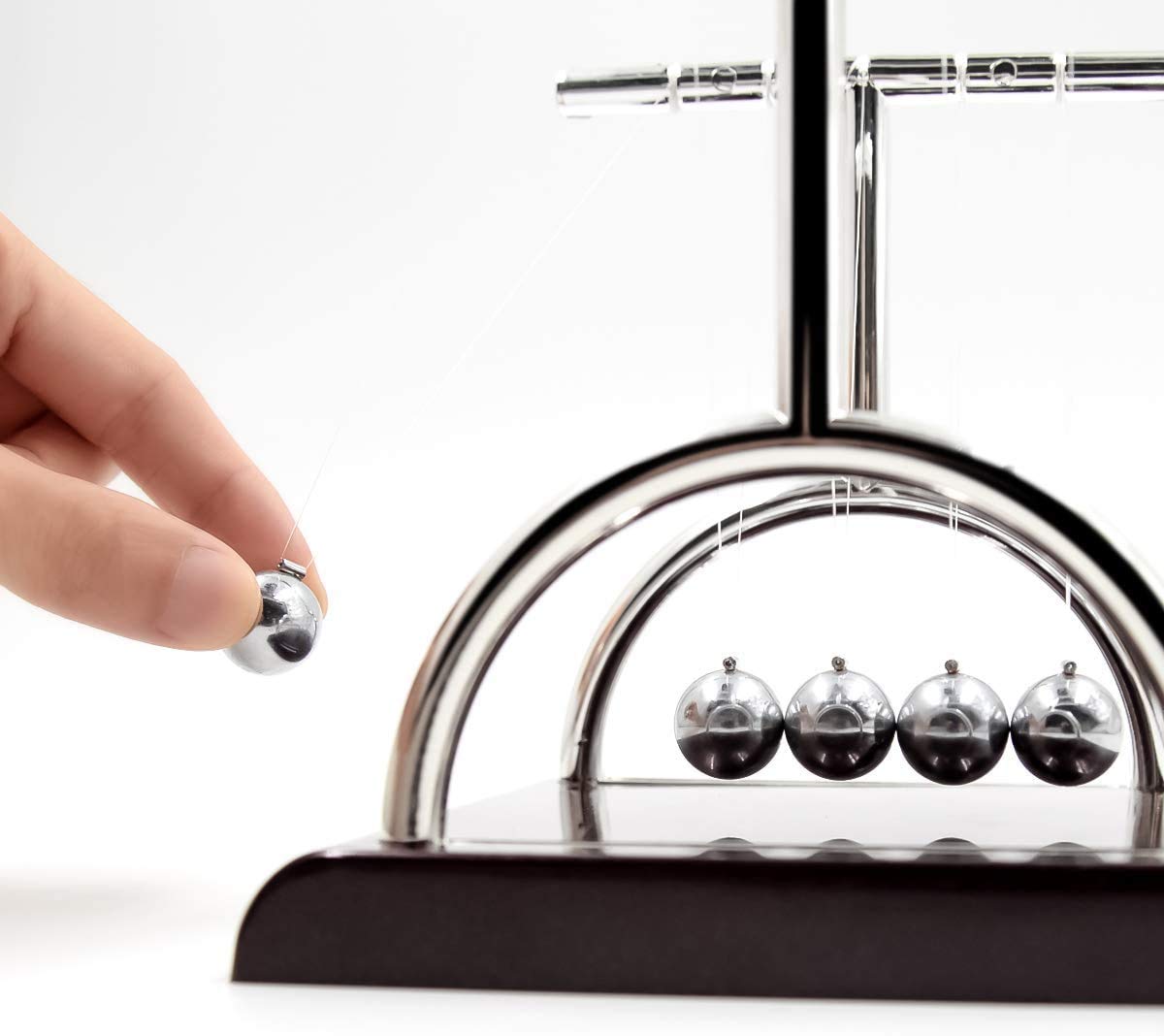 AXMIOUS Newton's Cradle Balance Ball Pendulum Balls Swinging Balls