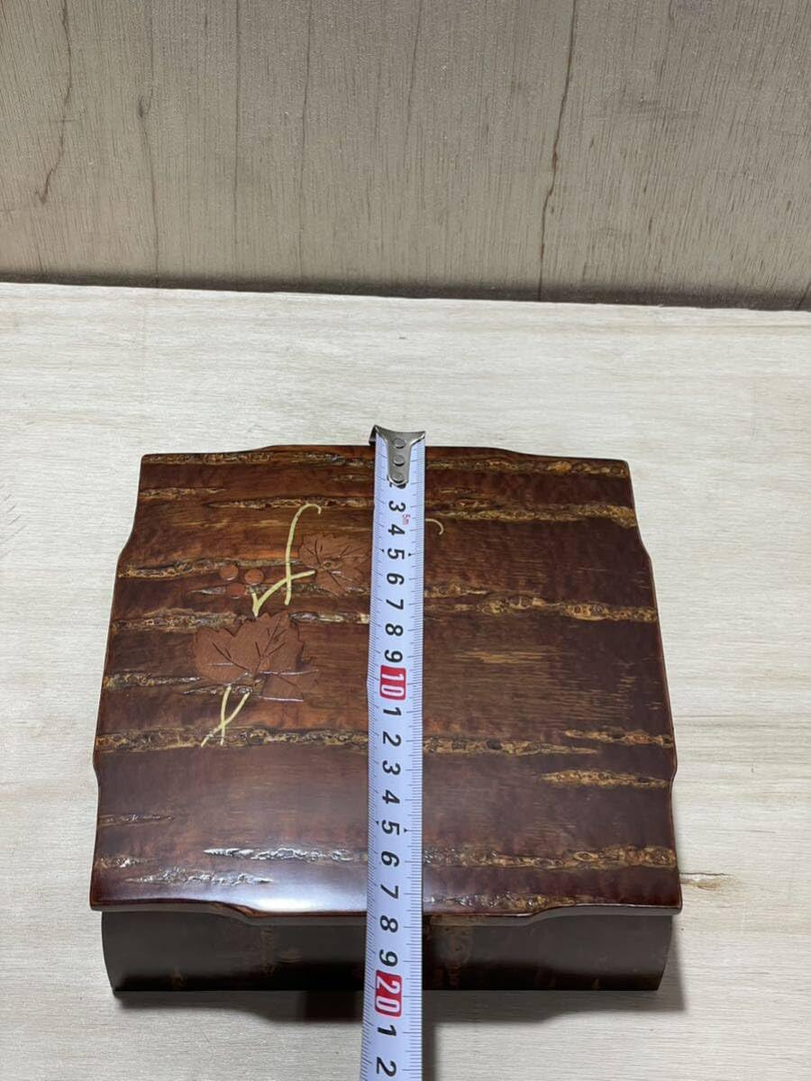 Amazon.co.jp: 桜皮細工 樺細工 内朱末広角菓子器 伝統工芸品 天然木