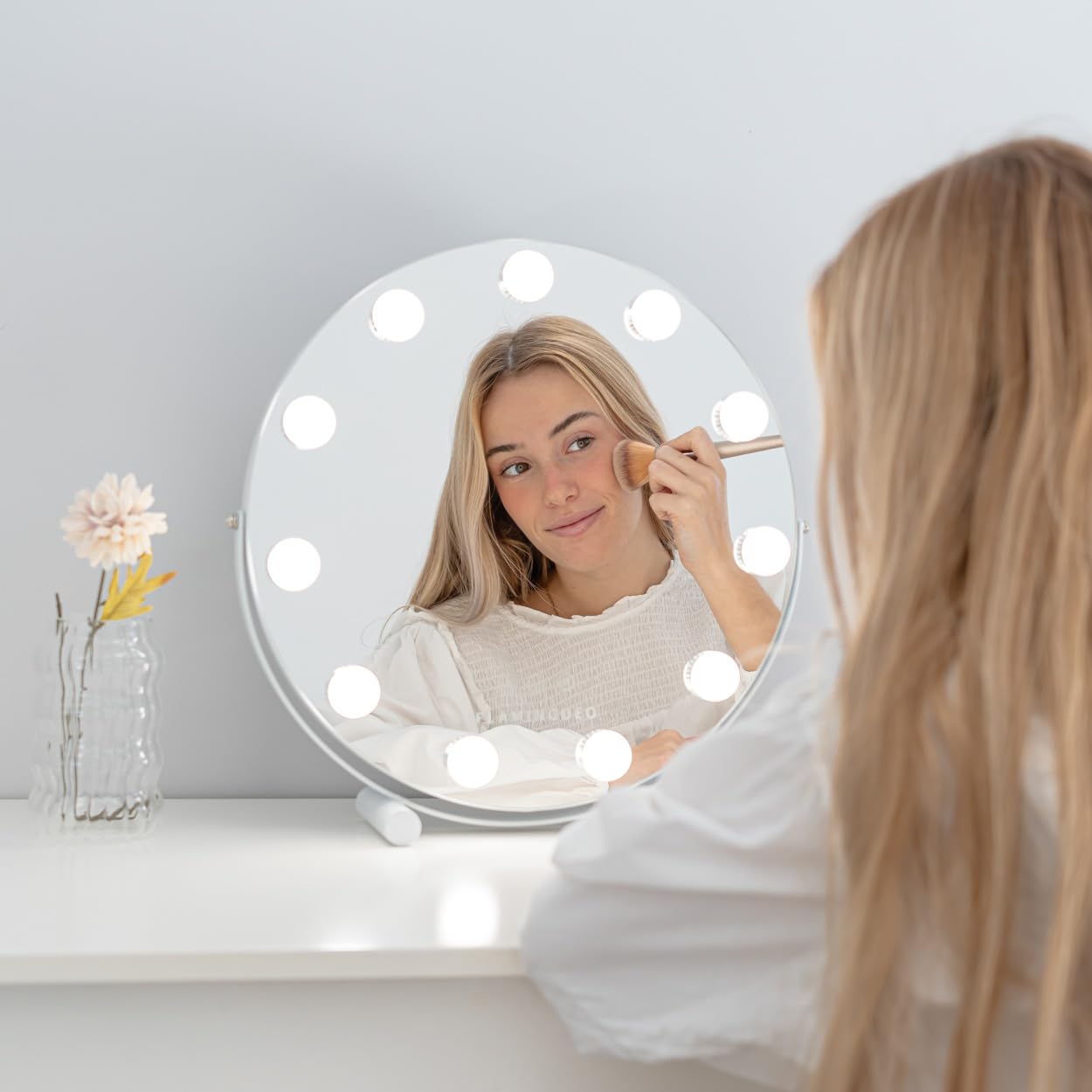 Flamingueo Specchio Trucco con Luci Rotondo - 11 LED - 3 Modi di Luce - Intensità Regolabile - Controllo Tattile - Posizione Regolabile - Vanity Mirror - Bianco - 42,5x10x42cm