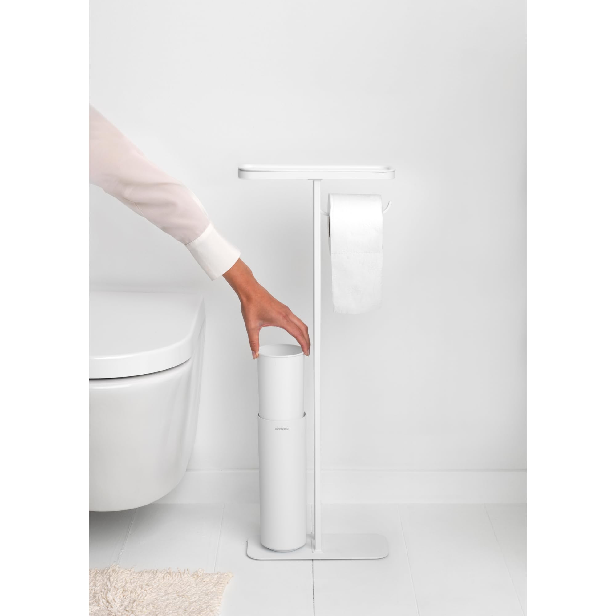 Brabantia - Mindset Mayordomo de Aseo - Estante de Baño, Portarrollos de Papel Higiénico & Escobilla de Inodoro Higiénica - Acero Resistente a la Corrosión - Blanco Fresco - 75,5 x 12,5 x 29 cm
