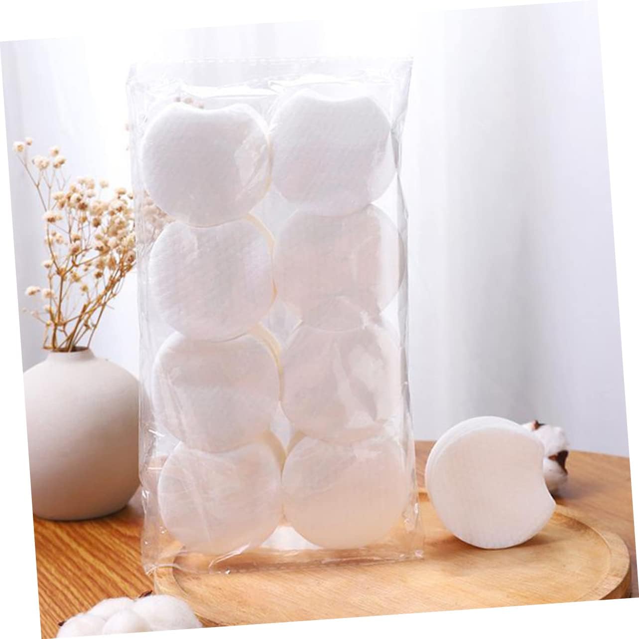 FOMIYES Semi-Circular Unloading Cotton Pads - Disposable Makeup Remover Rounds for Daily Cleansing Soft and Thick Face Wipe Pads 2.28 X 2.28 Inch Perfect for Makeup Removal