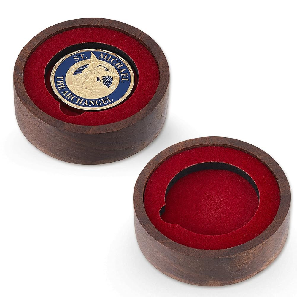 Écrin en bois pour rangement de pièces de monnaie et intérieur velours rouge de style
