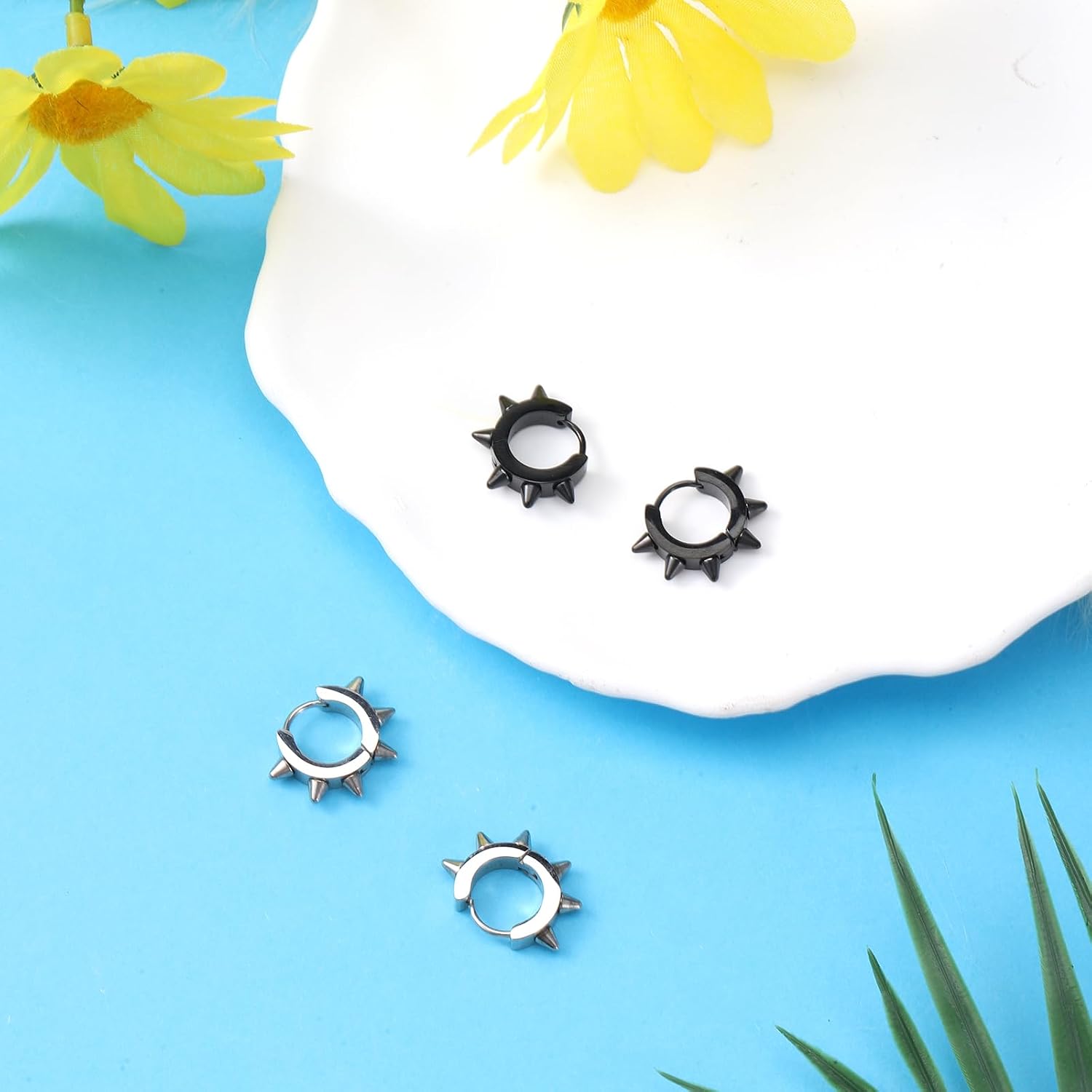 2 Pairs Stainless Steel Spike Hoop Earrings, Round Spiked Earrings for Women, Silver and Black Punk Gothic Earring for Women Men