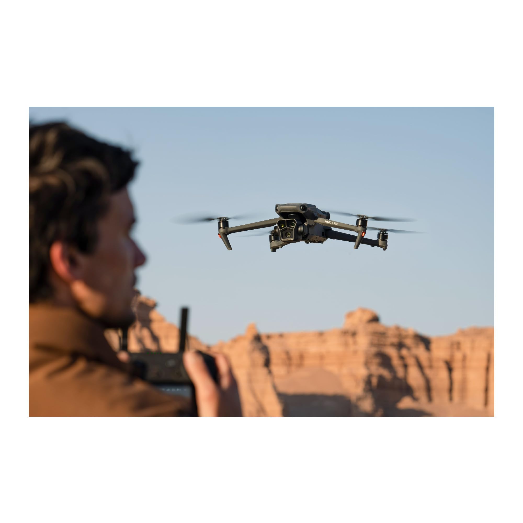 Amazon.co.jp: DJIドローン Mavic 3 Pro Fly Moreコンボ DJI RC Pro(高