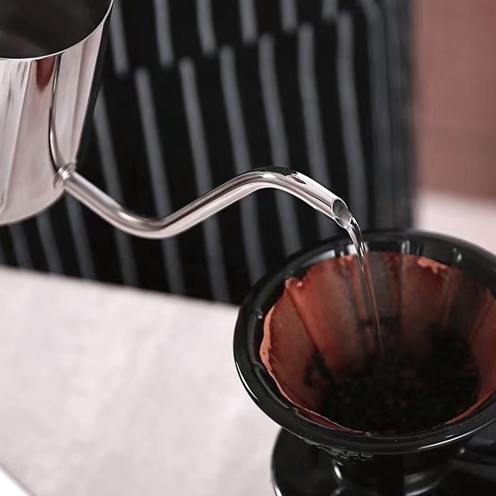 Hervidor de Café con Cuello de Cisne de Acero Inoxidable, Cafetera de Cuello de Cisne Larga - 350ml, Taza de Café para Espumar con Marca de Medición para Cocina, Doméstica, Cafetería