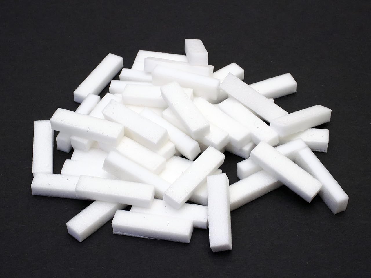 志賀昆虫微針100本入と白色ポリフォーム微針専用台50個入り×2のセットを3組 昆虫採集、用品、用具｜微針専用台（白色ポリエチレンフォーム製