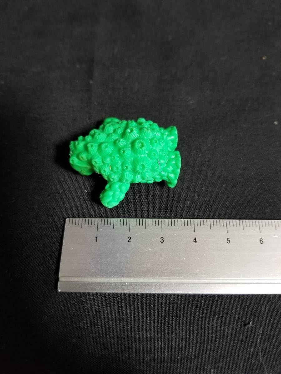 Amazon | キャラ消し No.42 マン怪獣消しゴム ブラックガロン 緑色