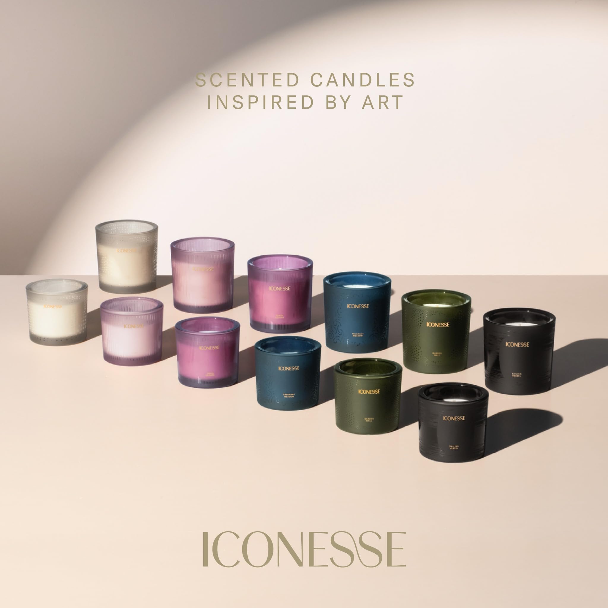 ICONESS Vela aromática de madera de cerezo en tarro – 1 mecha de algodón, 280 g de cera de soja, 48 horas de combustión, aroma de otoño vegano, ideal como regalo y para un hogar acogedor