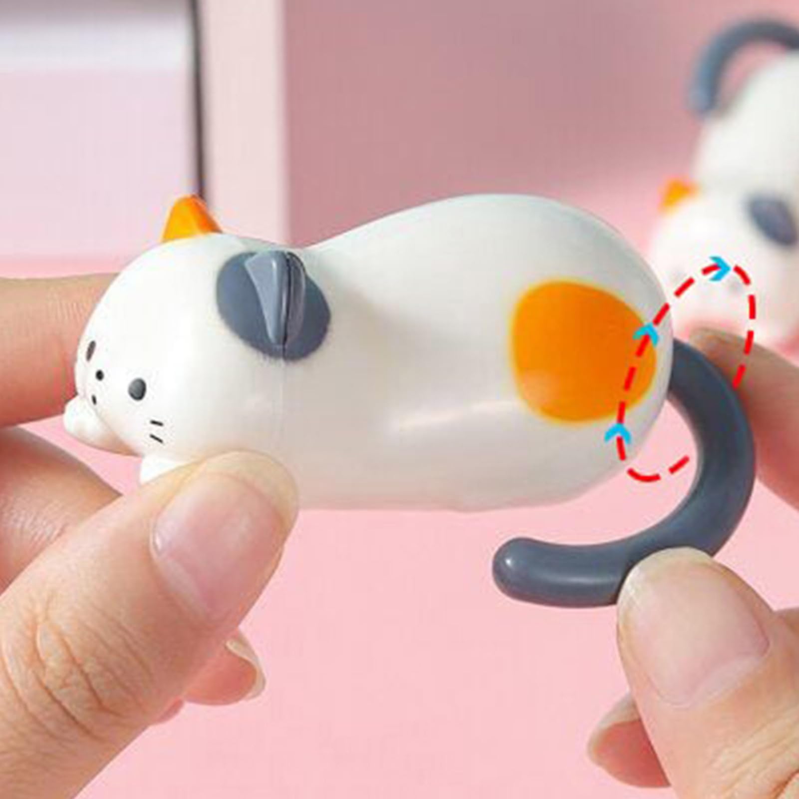 Amazon.co.jp: ひっくり返す猫，猫のゼンマイおもちゃ、転がる猫の