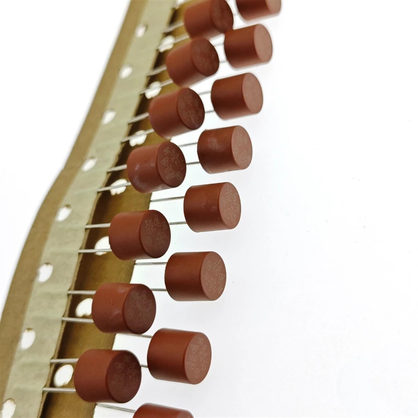 100PCS Fusibile Rotondo Ad azione lenta 500mA 1A 2A 2.5A 3.15A 4A 5A 6.3A 8A 10A 250V 382 Plastica T2A TV LCD Scheda di Alimentazione(0.5A)