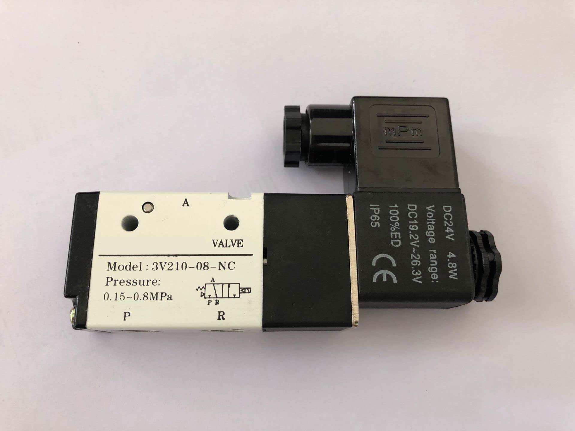 Vanne pneumatique 3V210-08 AC110V en alliage robuste avec raccordement précis 1/4"
